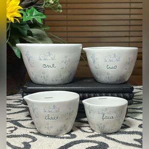 BLUE BUNNY Sketch Rae Dunn Measuring Cups